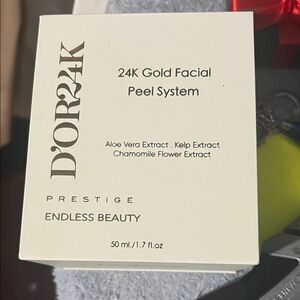 D'Or Skincare 24K Gold Peel with Aloe and Chamomile